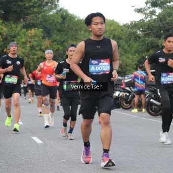 Runner Photo 3780891