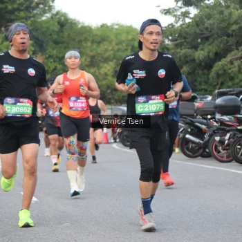 Runner Photo 3780925