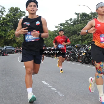 Runner Photo 3781144
