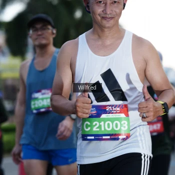 Runner Photo 3781155