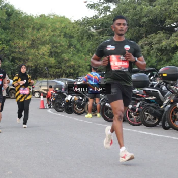 Runner Photo 3781163