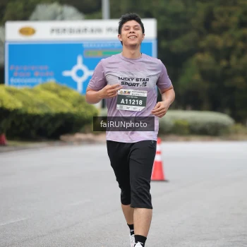 Runner Photo 3781173