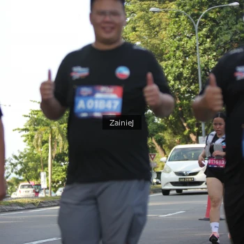 Runner Photo 3781294