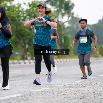 Runner Photo 3781312