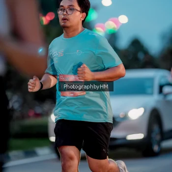 Runner Photo 3781354