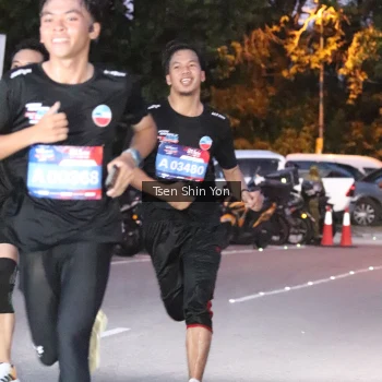 Runner Photo 3781391