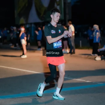 Runner Photo 3781438