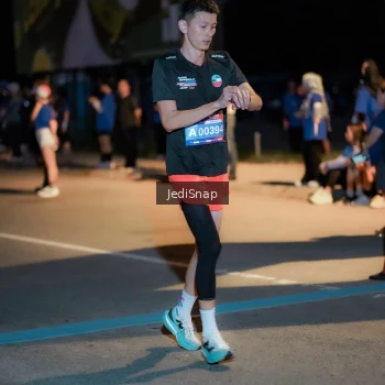 Runner Photo 3781444