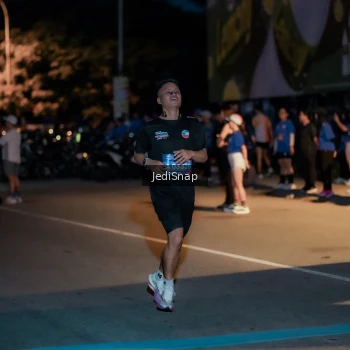 Runner Photo 3781677