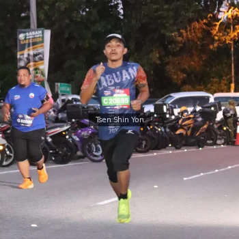 Runner Photo 3781680