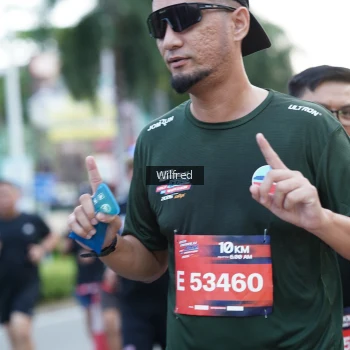 Runner Photo 3781719