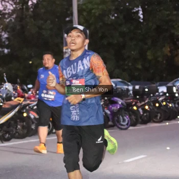 Runner Photo 3781731