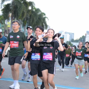 Runner Photo 3781782