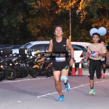 Runner Photo 3781794