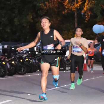 Runner Photo 3781812