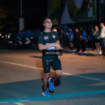 Runner Photo 3781851