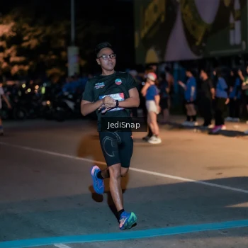 Runner Photo 3781853