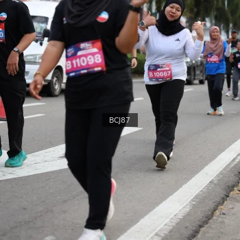Runner Photo 3781873