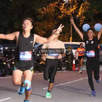 Runner Photo 3781882