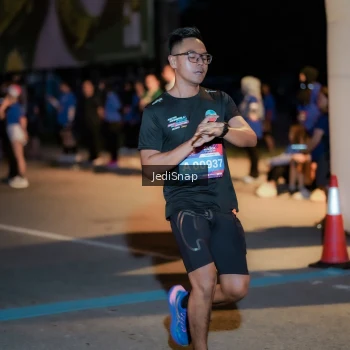 Runner Photo 3781884