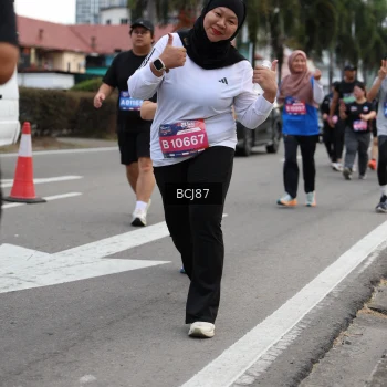 Runner Photo 3781900