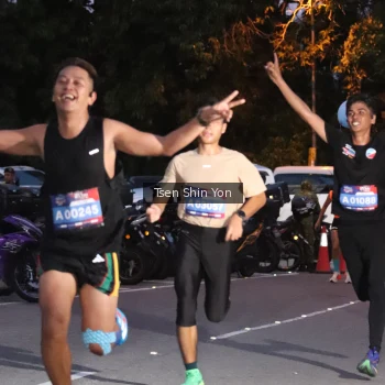 Runner Photo 3781916
