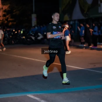 Runner Photo 3781955