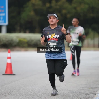 Runner Photo 3781957