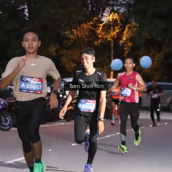 Runner Photo 3781978