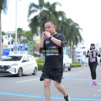 Runner Photo 3781994