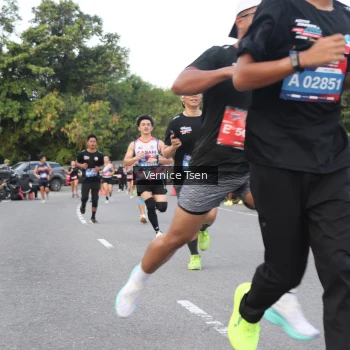 Runner Photo 3782086