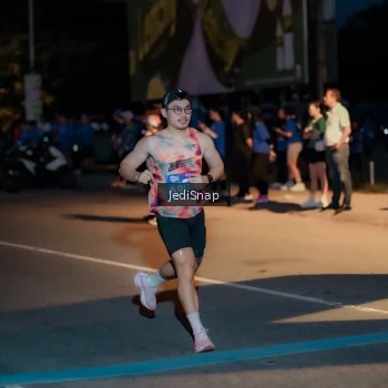 Runner Photo 3782188