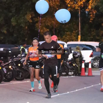 Runner Photo 3782254