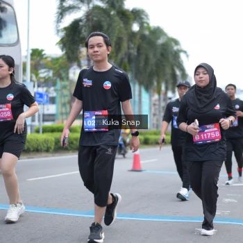 Runner Photo 3782272