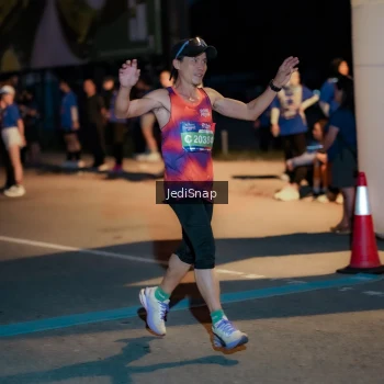 Runner Photo 3782302