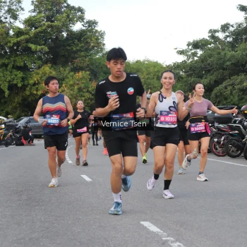 Runner Photo 3782330