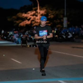 Runner Photo 3782385