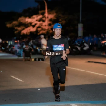 Runner Photo 3782406