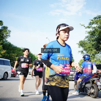 Runner Photo 3782413