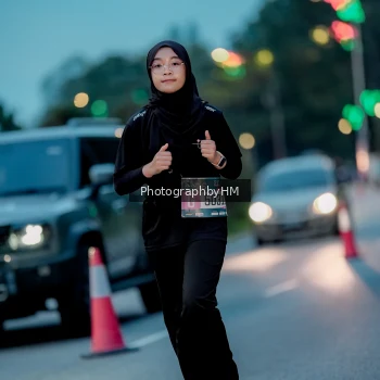 Runner Photo 3782424