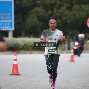 Runner Photo 3782436