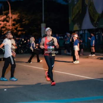 Runner Photo 3782450