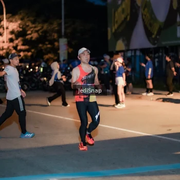 Runner Photo 3782463