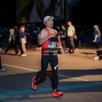 Runner Photo 3782490