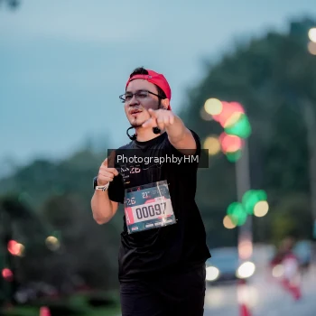 Runner Photo 3782501