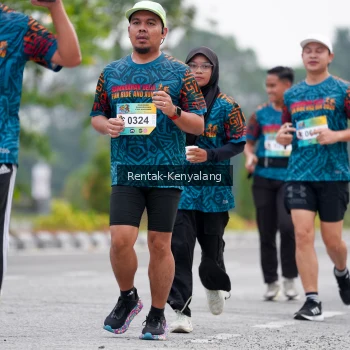Runner Photo 3782513