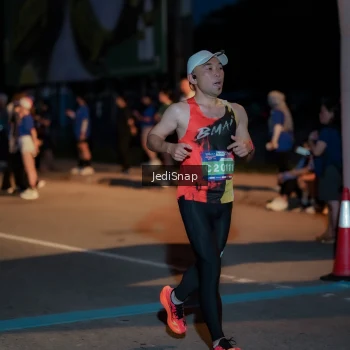 Runner Photo 3782516