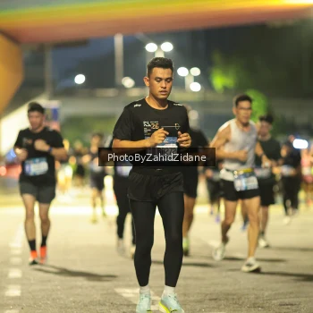 Runner Photo 3782549