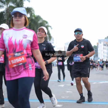 Runner Photo 3782574