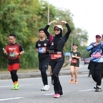 Runner Photo 3782612